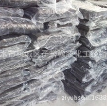 人类笼中大战机器人铁血战士：机器人一套组合拳KO对手 还不忘耍帅